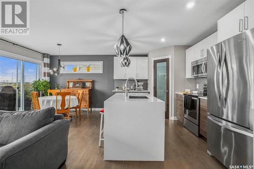 251 Eaton Crescent, Saskatoon, SK - Indoor Photo Showing Kitchen