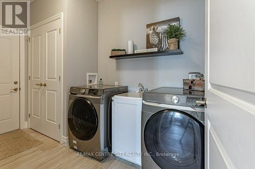 1255 Emma Chase Drive, London, ON - Indoor Photo Showing Laundry Room