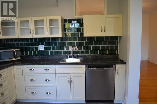 86 Circular Road, St. John'S, NL - Indoor Photo Showing Kitchen