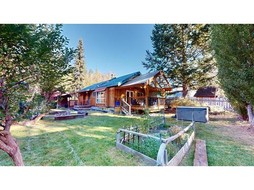 1430 Summer Road, Kimberley, BC - Outdoor With Deck Patio Veranda With Backyard