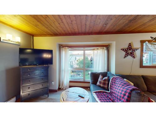 1430 Summer Road, Kimberley, BC - Indoor