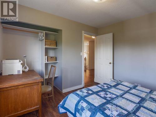 166 Heather Place, Penticton, BC - Indoor Photo Showing Bedroom