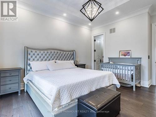 4 Grafton Crescent, Brampton (Toronto Gore Rural Estate), ON - Indoor Photo Showing Bedroom