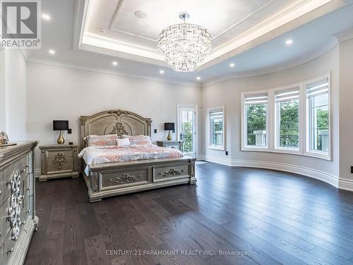 4 Grafton Crescent, Brampton (Toronto Gore Rural Estate), ON - Indoor Photo Showing Bedroom