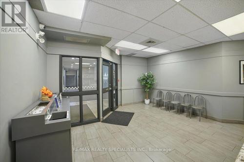 100 - 700 Dorval Drive, Oakville, ON 