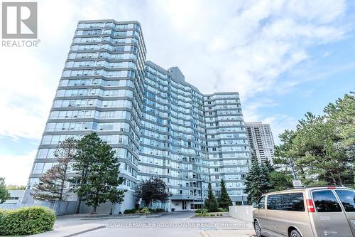 206 - 50 Kingsbridge Garden Circle, Mississauga, ON - Outdoor With Facade