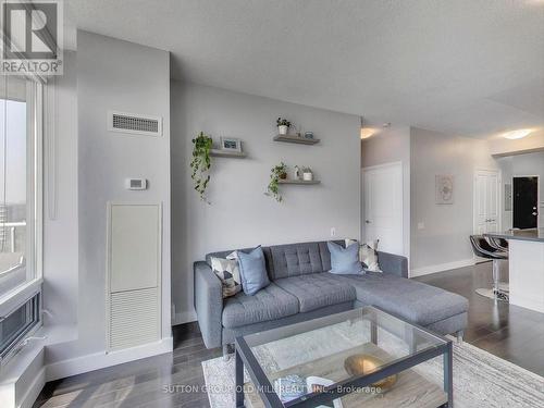 1901 - 15 Windermere Avenue, Toronto (High Park-Swansea), ON - Indoor Photo Showing Living Room