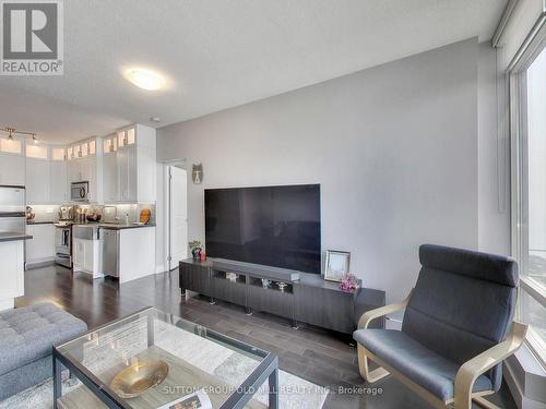 1901 - 15 Windermere Avenue, Toronto (High Park-Swansea), ON - Indoor Photo Showing Living Room