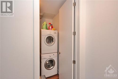 111 Champagne Avenue Unit#1711, Ottawa, ON - Indoor Photo Showing Laundry Room