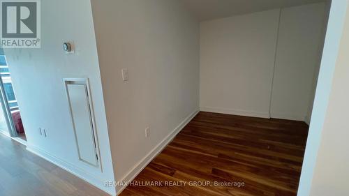 1711 - 111 Champagne Avenue, Ottawa, ON - Indoor Photo Showing Other Room