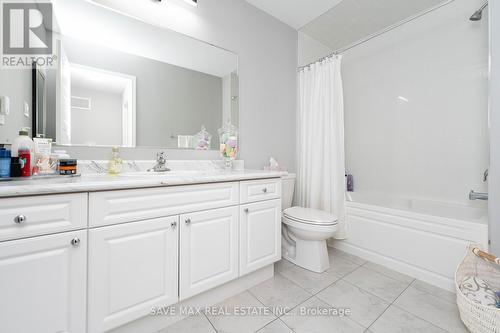 212 Waterbrook Lane, Kitchener, ON - Indoor Photo Showing Bathroom