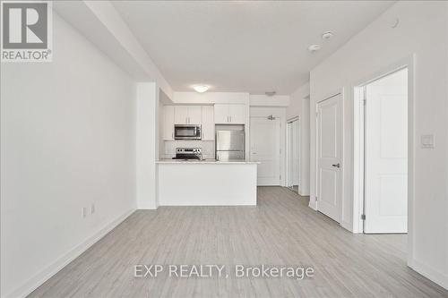 308 - 450 Dundas Street E, Hamilton (Waterdown), ON - Indoor Photo Showing Kitchen