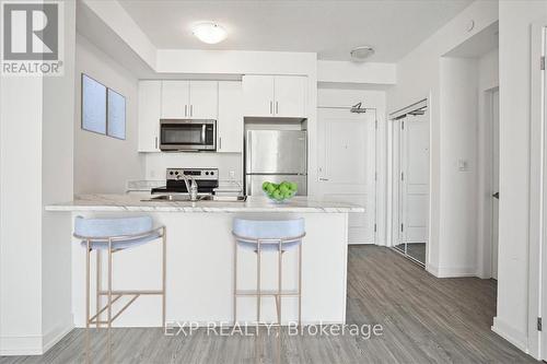 308 - 450 Dundas Street E, Hamilton (Waterdown), ON - Indoor Photo Showing Kitchen With Stainless Steel Kitchen