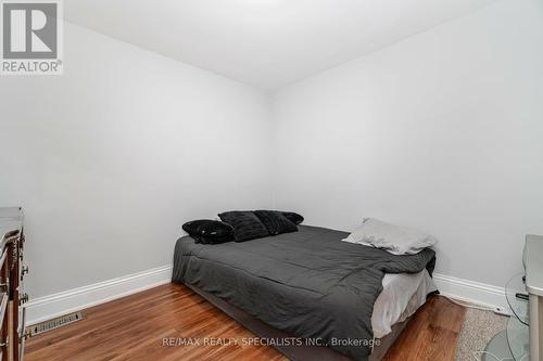 200 Paling Avenue, Hamilton (Homeside), ON - Indoor Photo Showing Bedroom