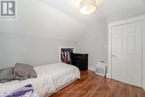 200 Paling Avenue, Hamilton, ON - Indoor Photo Showing Bedroom