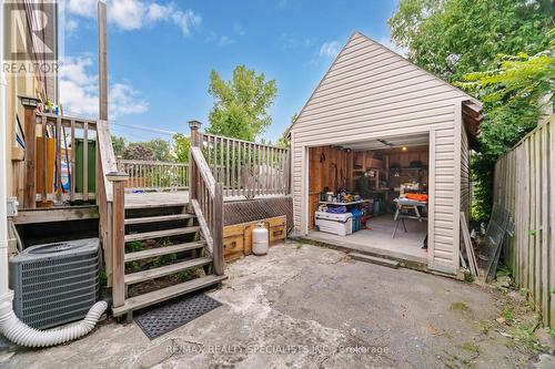 200 Paling Avenue, Hamilton (Homeside), ON - Outdoor