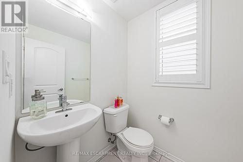 11 Mcwatters Street, Hamilton (Binbrook), ON - Indoor Photo Showing Bathroom