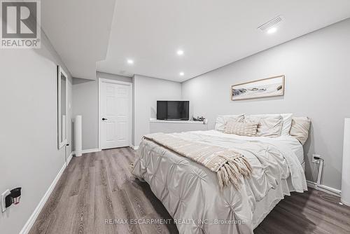 11 Mcwatters Street, Hamilton, ON - Indoor Photo Showing Bedroom