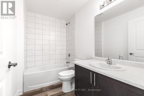 317 - 470 Dundas Street E, Hamilton (Waterdown), ON - Indoor Photo Showing Bathroom