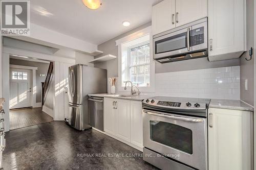 54 Eramosa Road, Guelph, ON - Indoor Photo Showing Kitchen