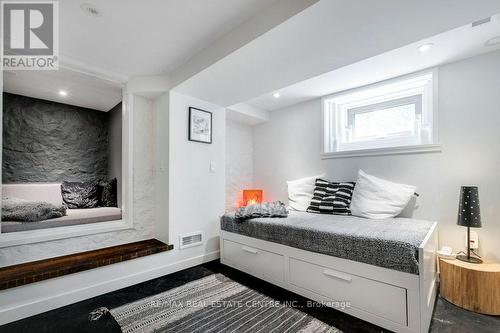 24 Ramore Street, Cambridge, ON - Indoor Photo Showing Bedroom