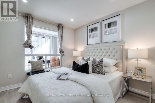 105 - 39 Kimbercroft Court, Toronto (Agincourt South-Malvern West), ON - Indoor Photo Showing Bedroom