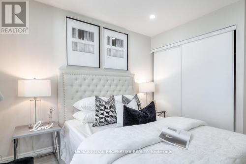 105 - 39 Kimbercroft Court, Toronto, ON - Indoor Photo Showing Bedroom