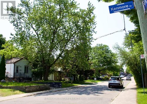 29 North Woodrow Boulevard, Toronto (Clairlea-Birchmount), ON - Outdoor