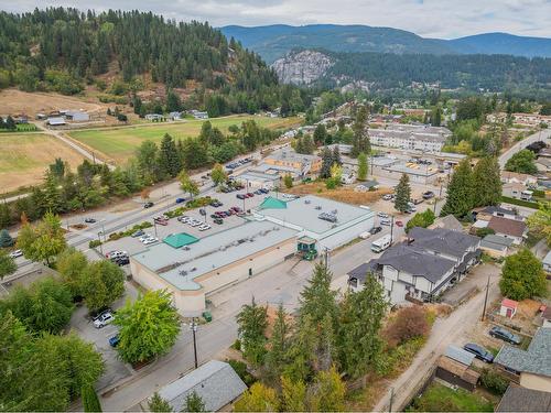 643 11Th Avenue, North Castlegar, BC - Outdoor With View