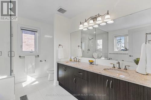 87 Manor Hampton Street, East Gwillimbury (Sharon), ON - Indoor Photo Showing Bathroom