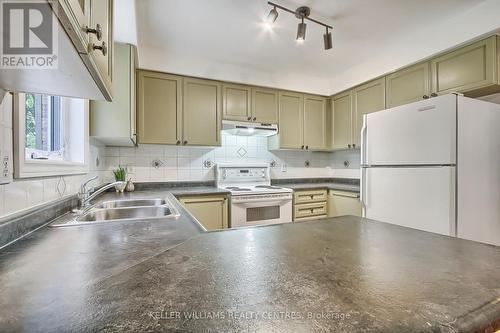 768 College Manor Drive, Newmarket (Gorham-College Manor), ON - Indoor Photo Showing Kitchen With Double Sink