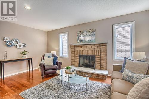 768 College Manor Drive, Newmarket (Gorham-College Manor), ON - Indoor Photo Showing Living Room With Fireplace