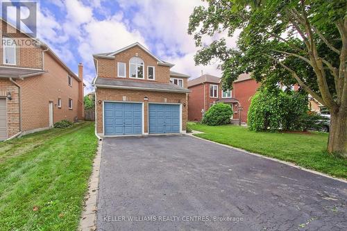 768 College Manor Drive, Newmarket (Gorham-College Manor), ON - Outdoor