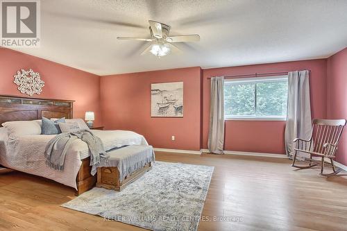 768 College Manor Drive, Newmarket (Gorham-College Manor), ON - Indoor Photo Showing Bedroom