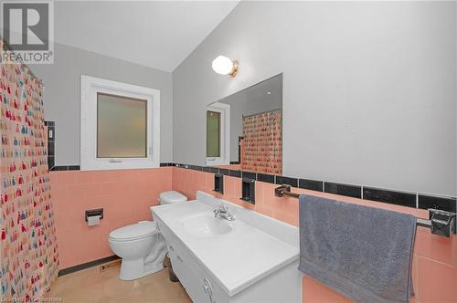 479 Blake Street, London, ON - Indoor Photo Showing Bathroom