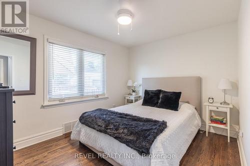 22 Tamarack Avenue, St. Catharines, ON - Indoor Photo Showing Bedroom