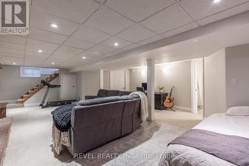 22 Tamarack Avenue, St. Catharines, ON - Indoor