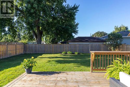 22 Tamarack Avenue, St. Catharines, ON - Outdoor With Deck Patio Veranda With Backyard