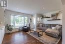 22 Tamarack Avenue, St. Catharines, ON  - Indoor Photo Showing Living Room 