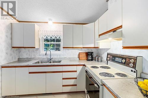 684138 Sideroad 30 Unit# Mh12, Chatsworth, ON - Indoor Photo Showing Kitchen With Double Sink