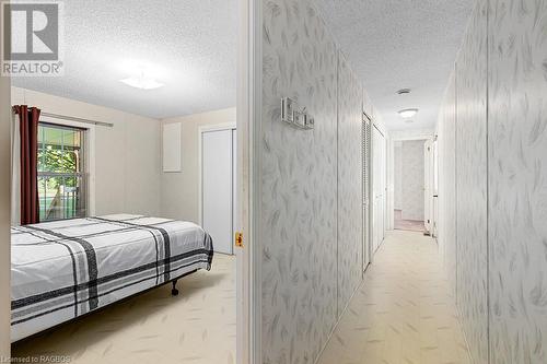 684138 Sideroad 30 Unit# Mh12, Chatsworth, ON - Indoor Photo Showing Bedroom