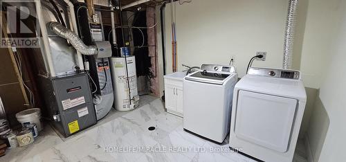 26 Fairbank Court, Brampton, ON - Indoor Photo Showing Laundry Room