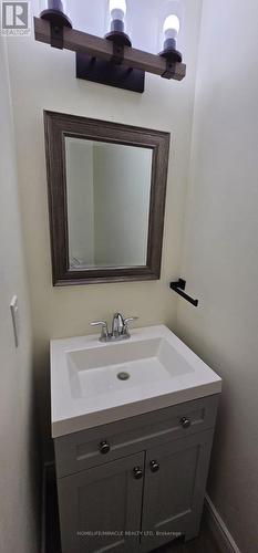 26 Fairbank Court, Brampton, ON - Indoor Photo Showing Bathroom