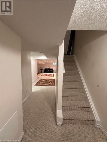 558 Candlestick Circle, Peel, ON - Indoor Photo Showing Other Room