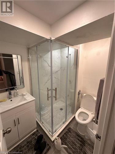 558 Candlestick Circle, Peel, ON - Indoor Photo Showing Bathroom