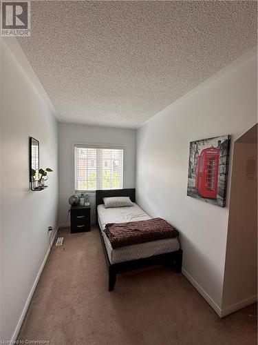 558 Candlestick Circle, Peel, ON - Indoor Photo Showing Bedroom