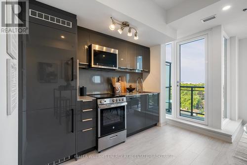 804 - 90 Glen Everest Road, Toronto (Birchcliffe-Cliffside), ON - Indoor Photo Showing Kitchen