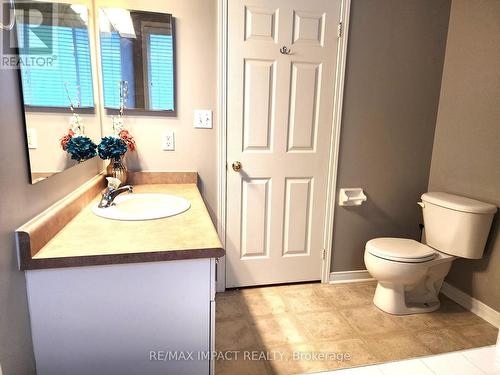 602 Aldershot Drive, Oshawa (Eastdale), ON - Indoor Photo Showing Bathroom