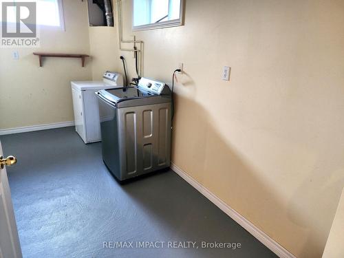 602 Aldershot Drive, Oshawa (Eastdale), ON - Indoor Photo Showing Laundry Room