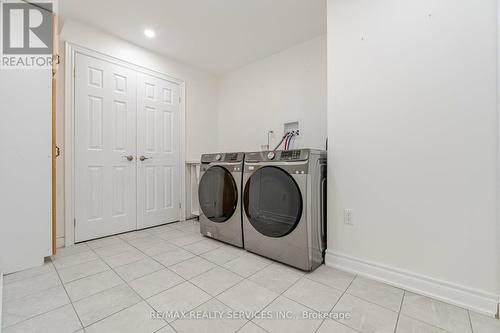 54 Fletchers Creek Boulevard, Brampton, ON - Indoor Photo Showing Laundry Room